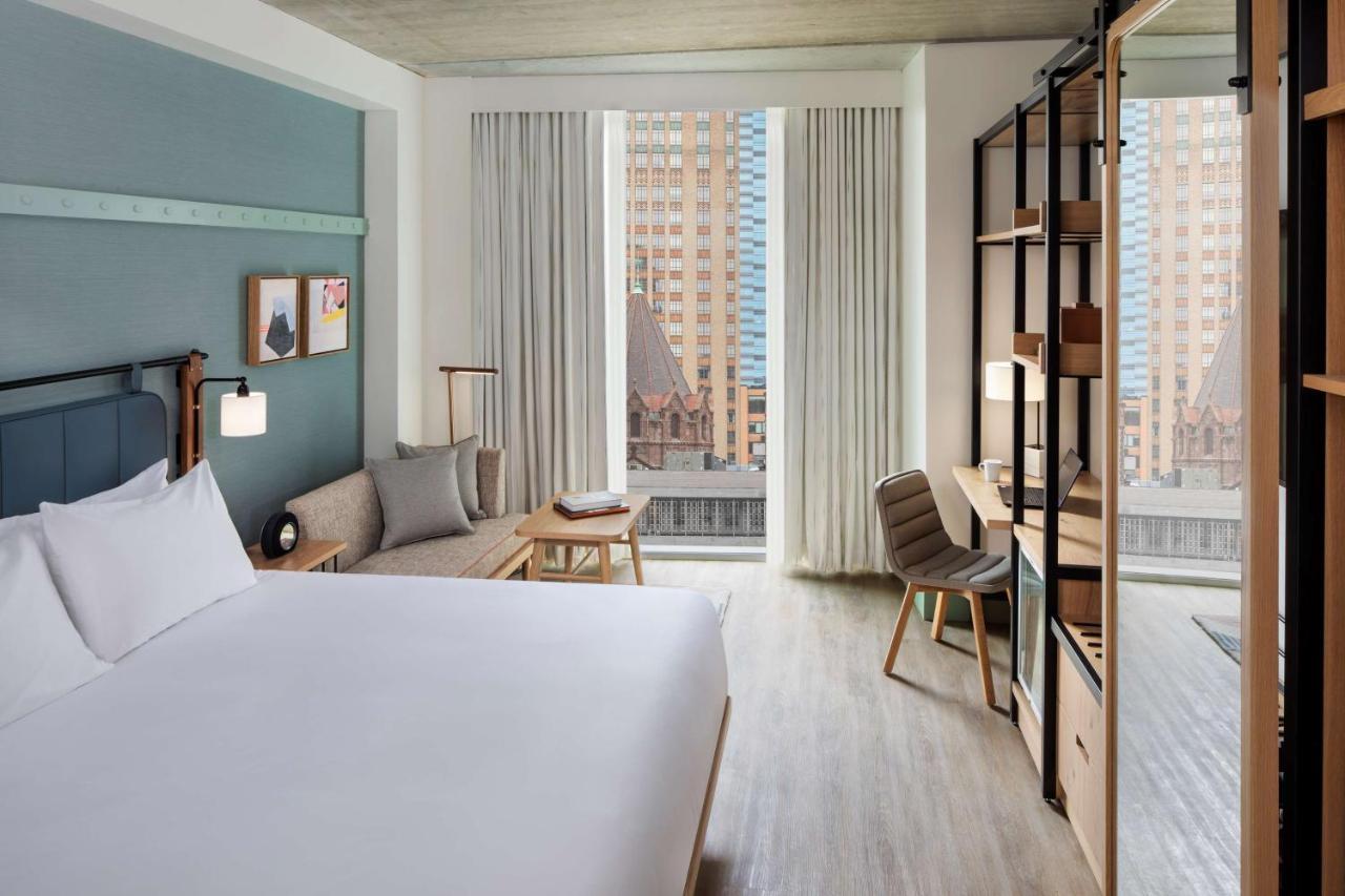 Hyatt Centric Center Hotel 4*